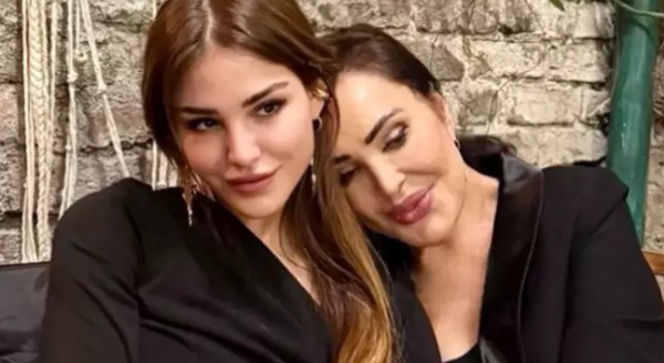 Türkan Şoray’dan kızı ile paylaşım